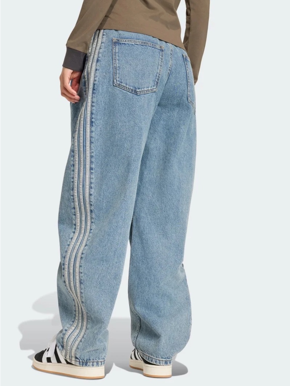 adidas Originals 3-Stripes Barrel Leg Jeans - Picture 4 of 6